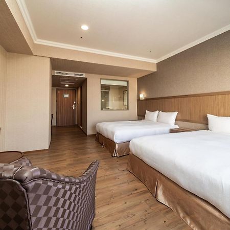 Fish Hotel-Pingtung Екстер'єр фото