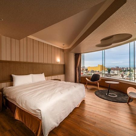 Fish Hotel-Pingtung Екстер'єр фото