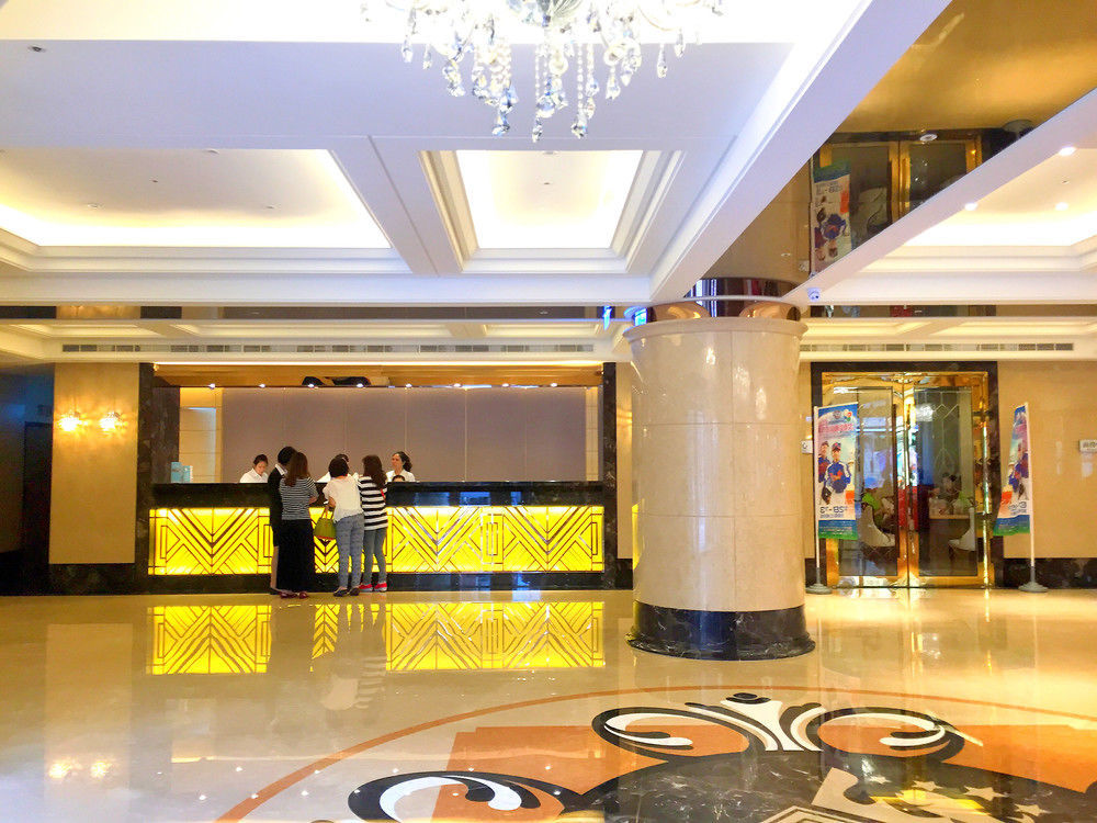 Fish Hotel-Pingtung Екстер'єр фото