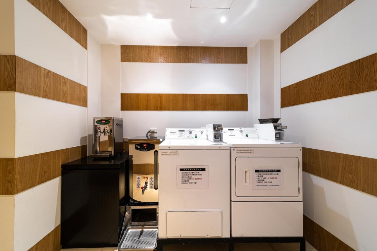 Fish Hotel-Pingtung Екстер'єр фото