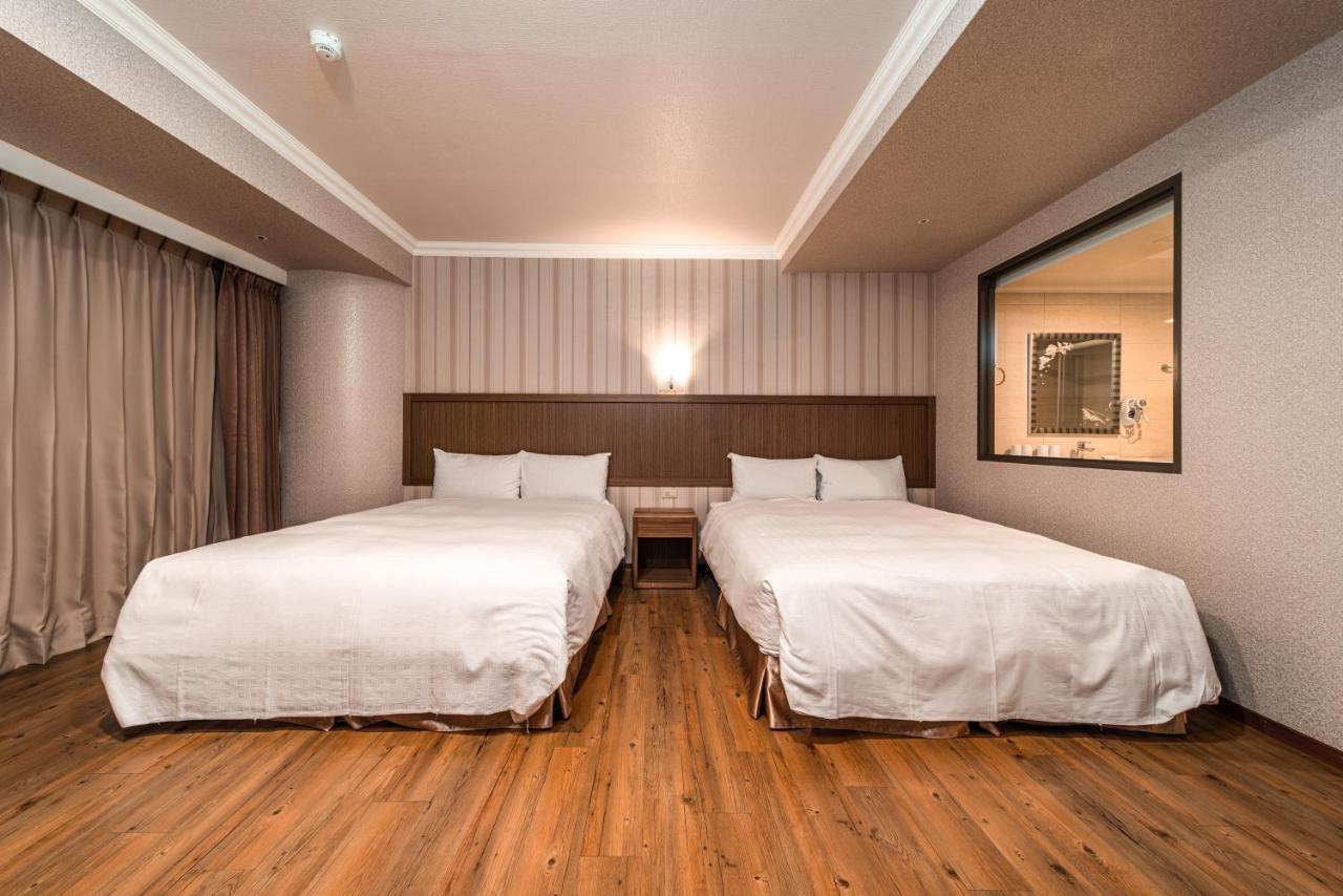 Fish Hotel-Pingtung Екстер'єр фото