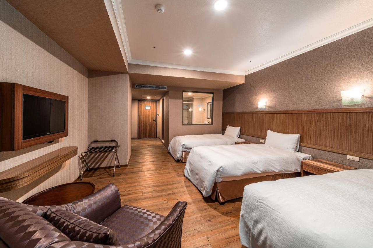 Fish Hotel-Pingtung Екстер'єр фото