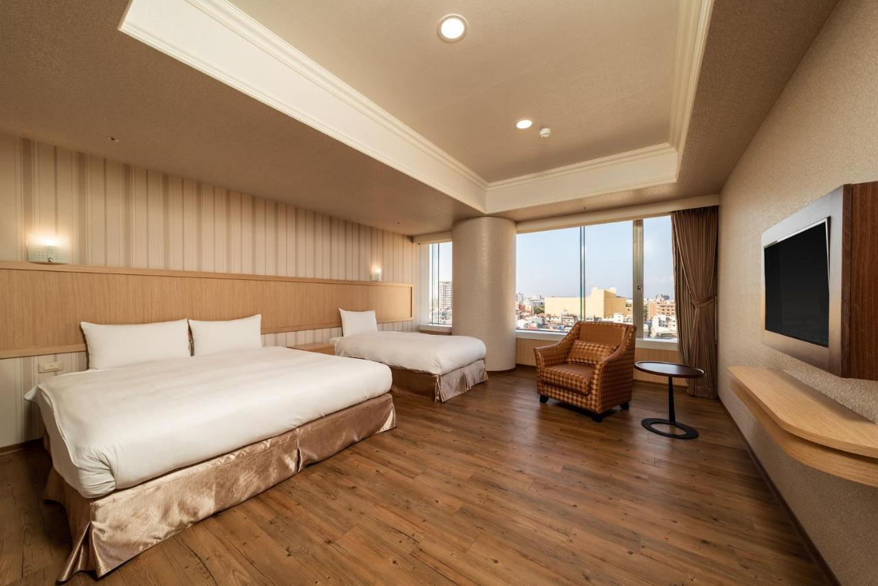 Fish Hotel-Pingtung Екстер'єр фото