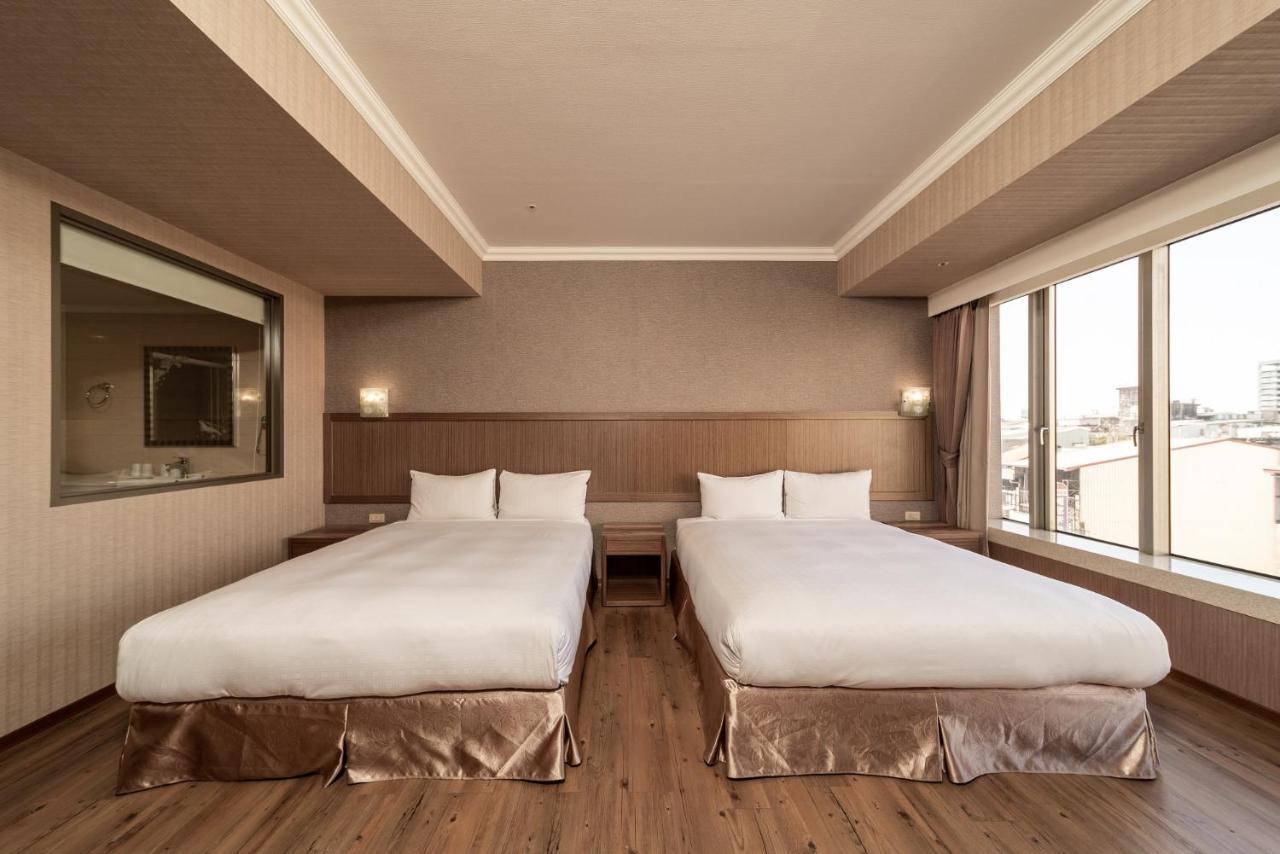 Fish Hotel-Pingtung Екстер'єр фото